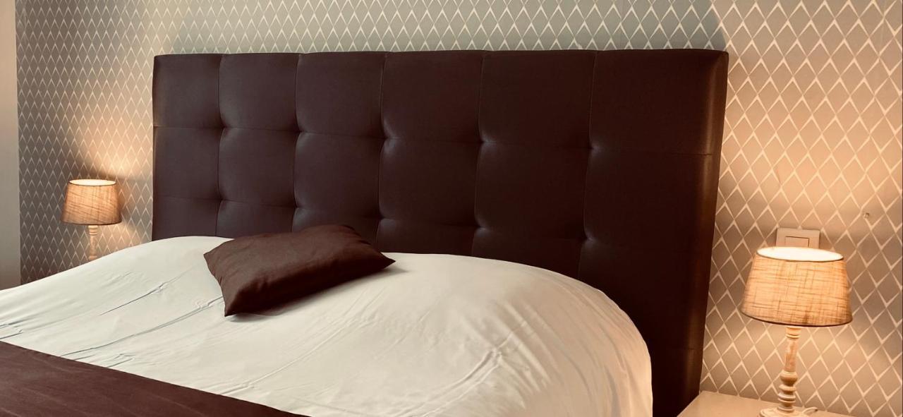 Hotel Le Cheval Blanc Jargeau Zewnętrze zdjęcie